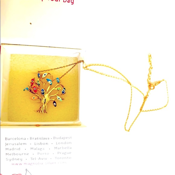 Gold Plated Tree Of Life Pendant Necklace Magnolia gold tone fine string chain - Picture 5 of 10